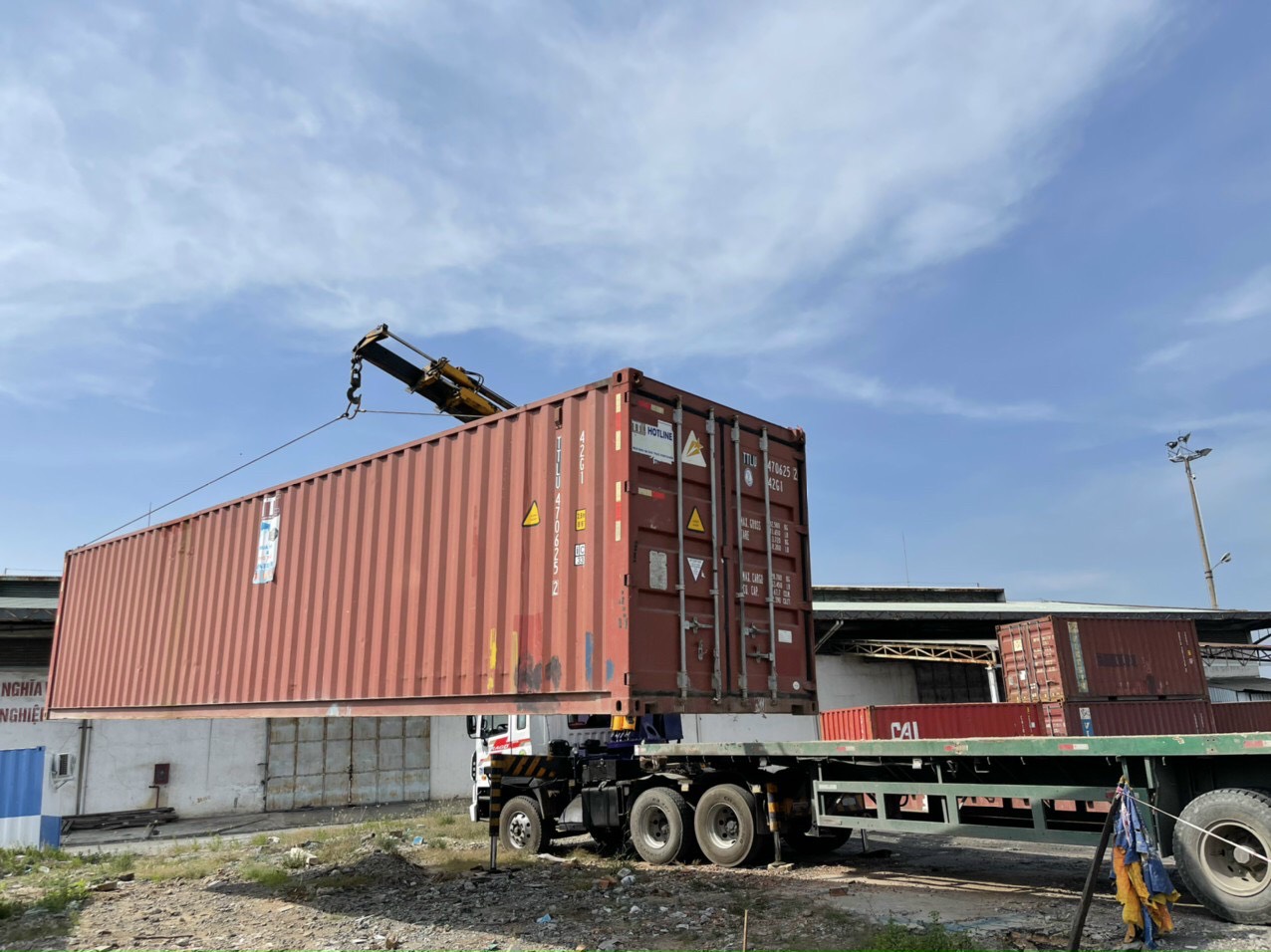 Container kho