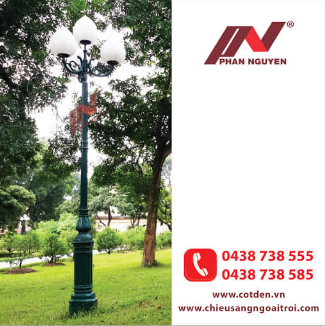 Cột đèn sân vườn