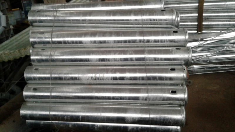 Cột bắt tấm sóng D113.5