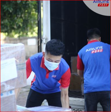 chuyển phát nhanh hàng hóa