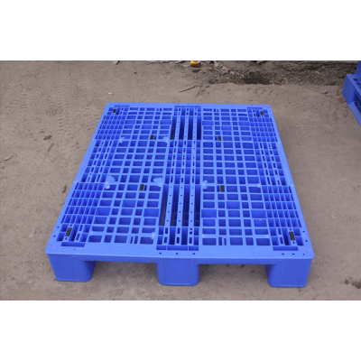 Pallet cũ