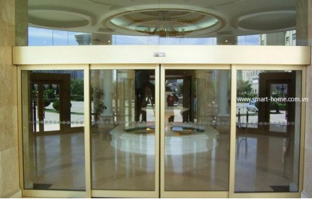 Cửa đi tự động