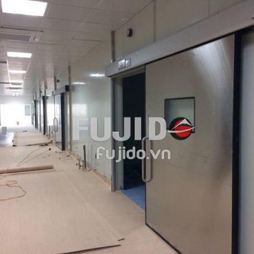 Cửa tự động trong bệnh viện