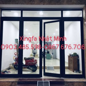 Cửa chính nhôm kính