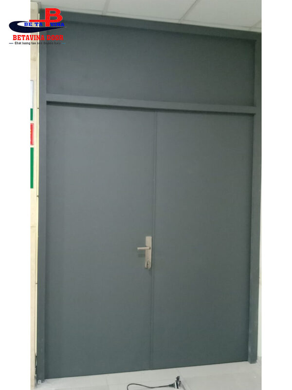 Cửa thép chống cháy Betavina M09