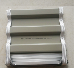 Cửa cuốn tấm liền Úc