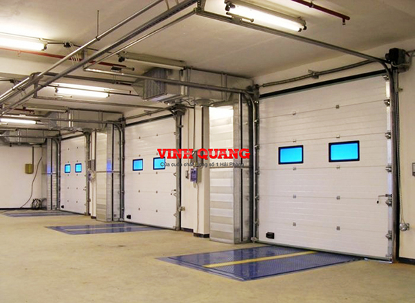 Cửa cuốn trượt trần Geman Window Overhead