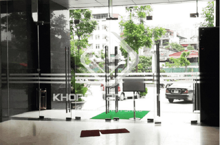 Cửa kính cường lực