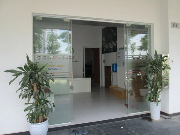 Cửa kính mở lùa