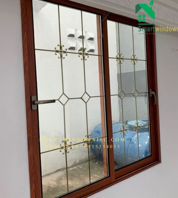 Cửa sổ mở trượt 2 cánh hệ Xingfa 93 màu vân gỗ nhập khẩu