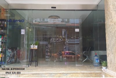 Cửa trượt xếp tự động