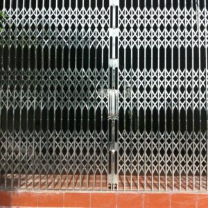 Cửa xếp inox