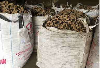 Củi trấu đập