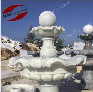 Đài phun nước đá