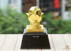 Đài hoa sen mạ vàng