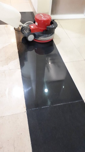 Đáng bóng sàn nhà