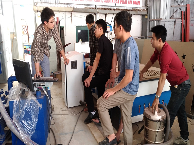 Đào tạo nhân lực