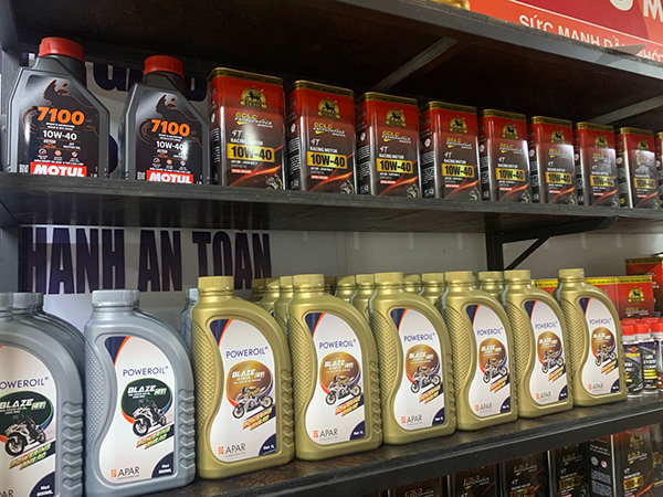 Dầu động cơ Poweroil Blaze 4T