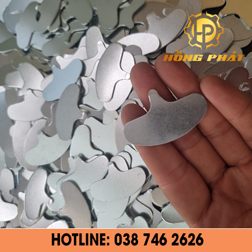 Đầu khui, dụng cụ tách hạt Macca