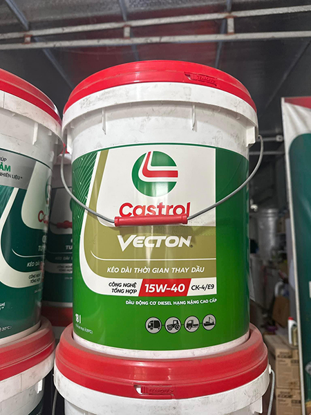 Dầu động cơ Diesel hạng nặng cao cấp Castrol Vecton 15W-40