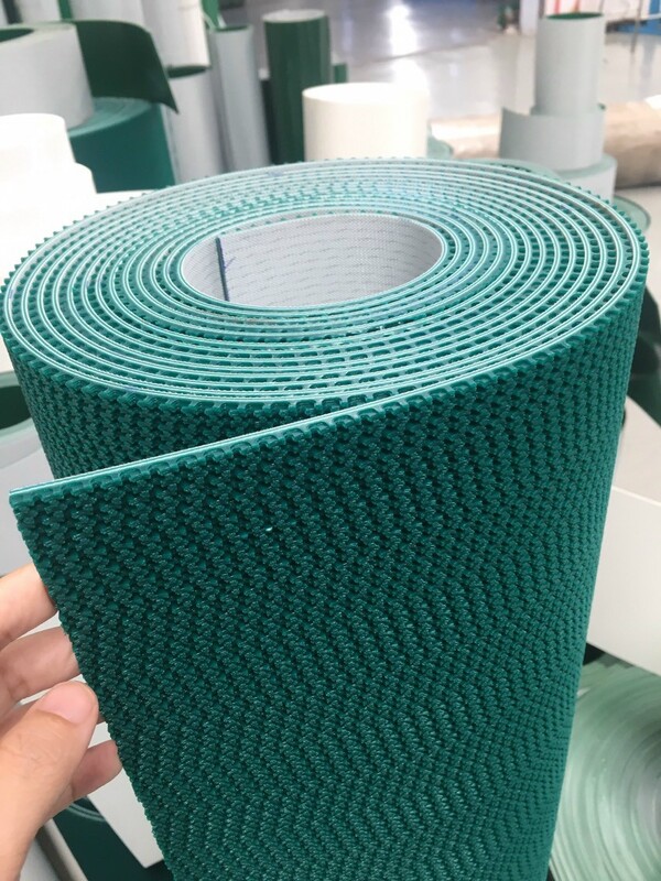 Dây băng tải hàng thùng