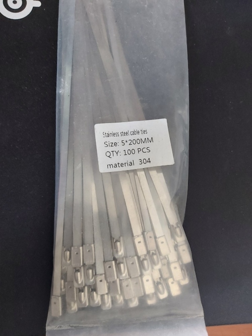 Dây rút inox Dây rút inox ( 5x200mm )