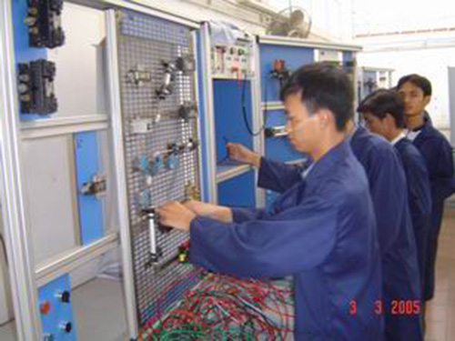 Sửa chữa bảo dưỡng điện công nghiệp