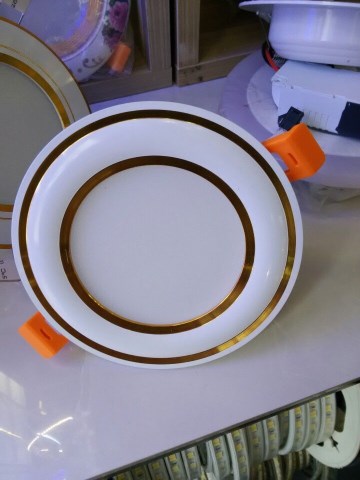 Đèn led