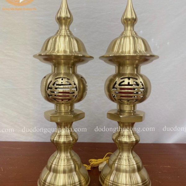 Đèn thờ đồng vàng Kattut