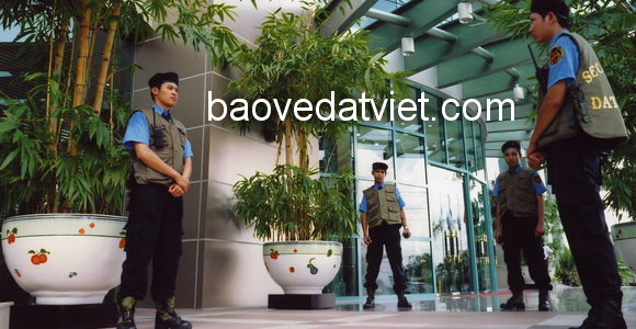 Dịch vụ bảo vệ trung tâm thương mại