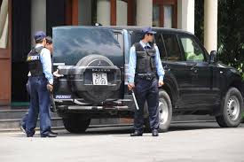 Dịch vụ bảo vệ và áp tải