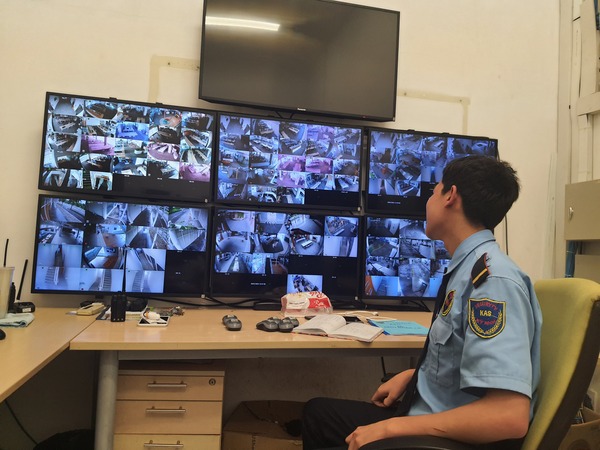 Dịch vụ bảo vệ tòa nhà, văn phòng