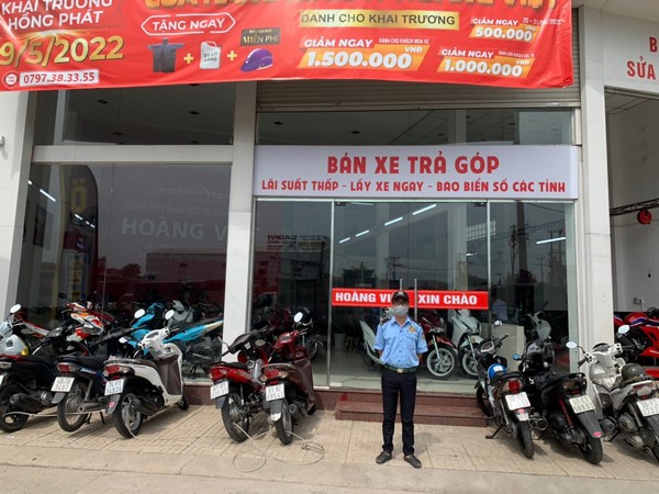 Dịch vụ bảo vệ cửa hàng xe máy