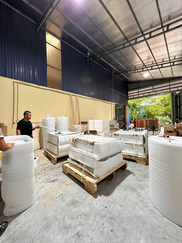 Dịch vụ đóng gói, vận chuyển hàng hóa