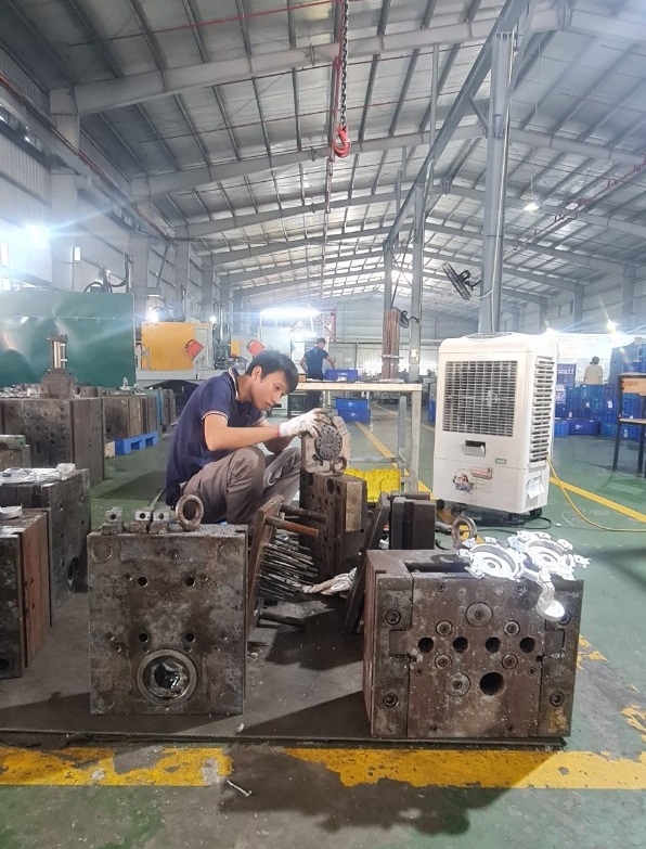 Dịch vụ gia công đúc áp lực