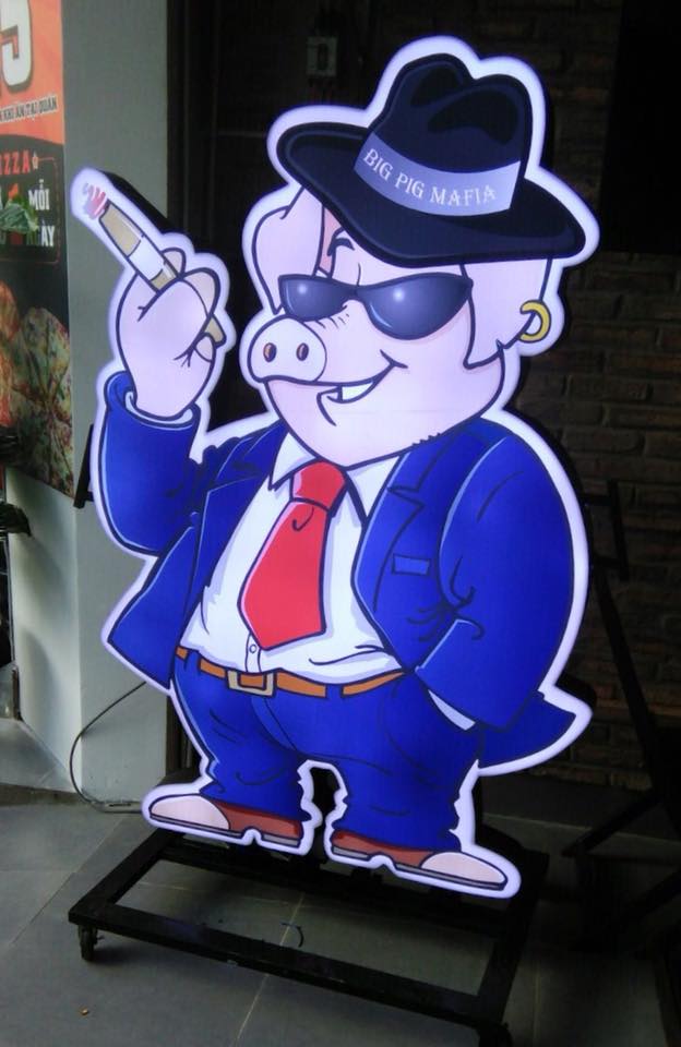 Dịch vụ in ấn standee quảng cáo