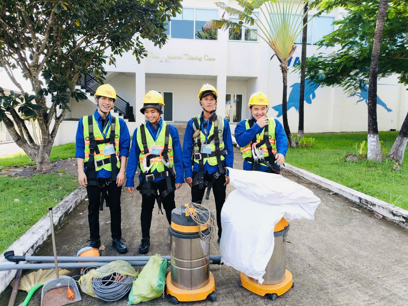 Dịch vụ vệ sinh công nghiệp