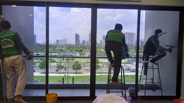 Dịch vụ vệ sinh công nghiệp nhà cửa
