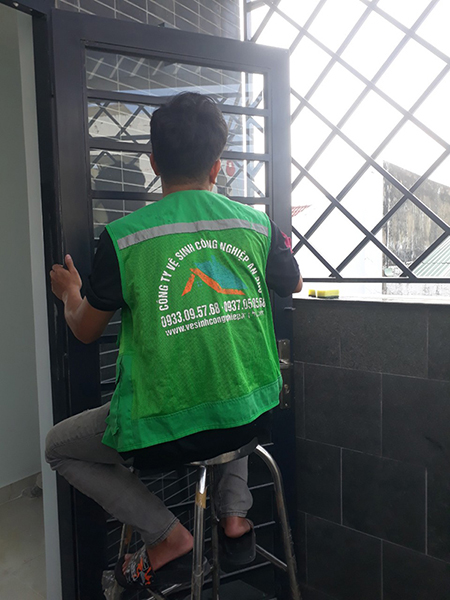 Dịch vụ vệ sinh công trình sau xây dựng