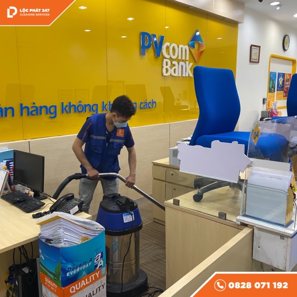 Dịch vụ vệ sinh nhà cửa, văn phòng