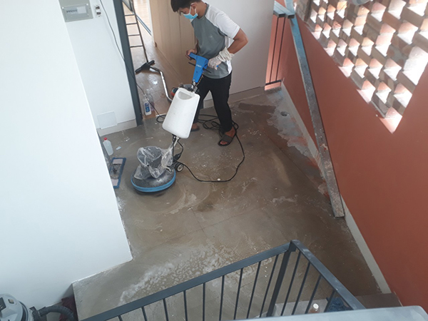 Dịch vụ vệ sinh trường học