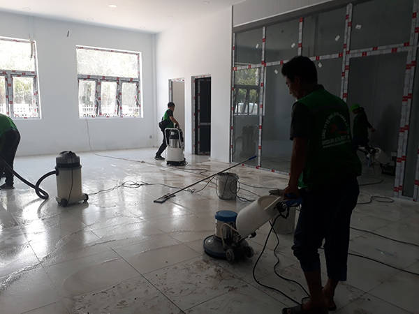 Dịch vụ vệ sinh trường học