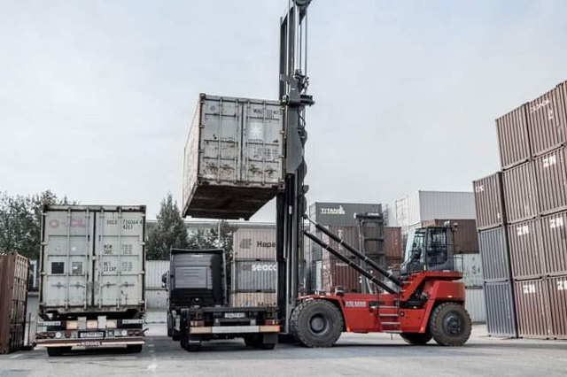 Dịch vụ xếp dỡ hàng hóa