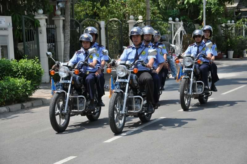 Đội ngũ nhân viên