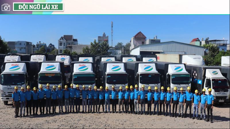 Hình ảnh đội ngũ lái xe Quang Tường