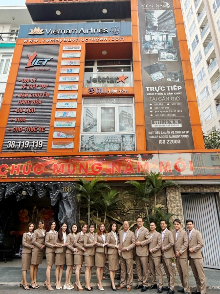Đội ngũ nhân sự