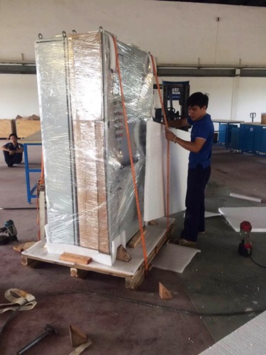 Đóng gói - Chằng hàng hóa