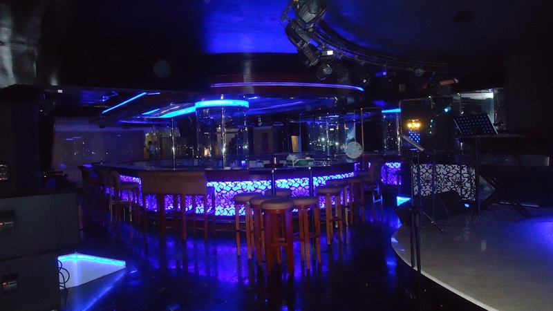 BAR CATINAT, Q. 1, Tp. HCM