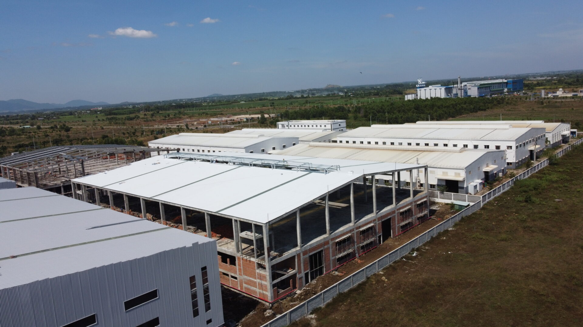 Dự án lợp mái cụm nhà máy Able Pack Vũng Tàu