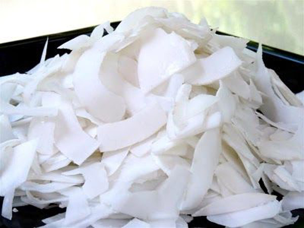 Cơm dừa sấy dạng miếng